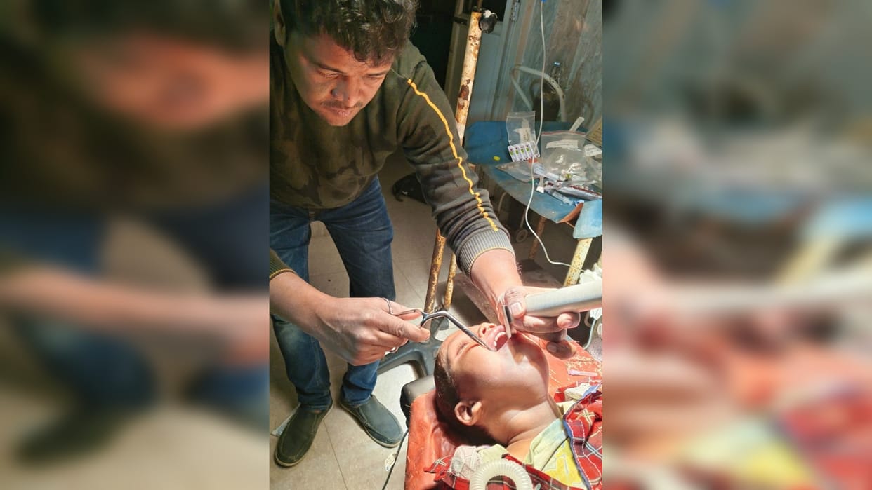 Purnea News: GMCH doctor saved life of innocent boy, removed steel gear without operation