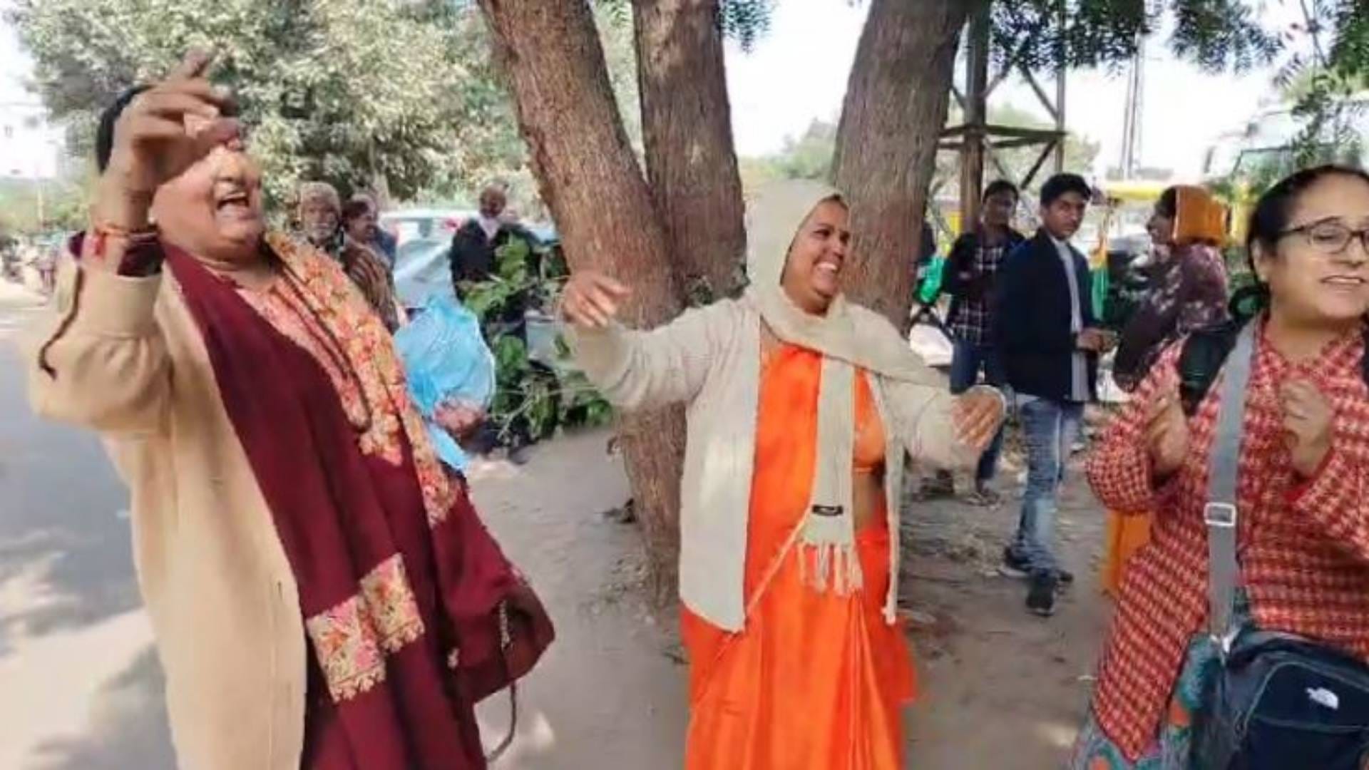 Asaram News Asaram can go to Maha Kumbh and Ayodhya he has got bail to get treatment