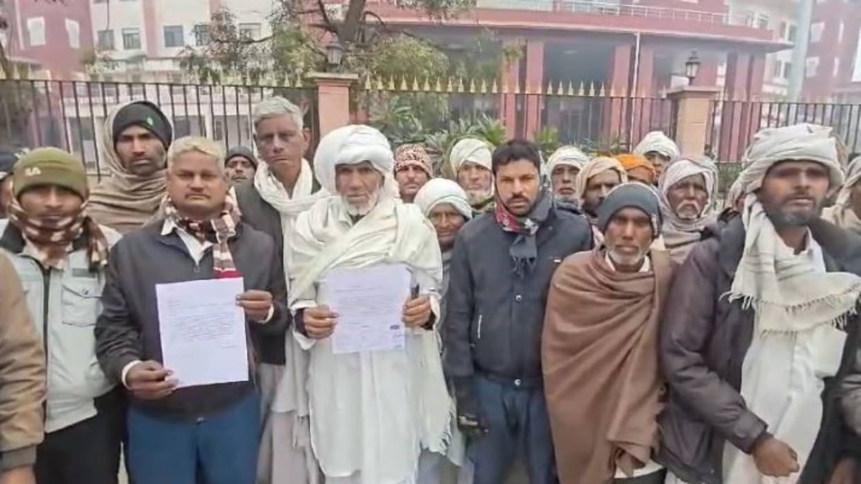 Alwar News Family members met SP in Thanagazi murder case demanded arrest of accused