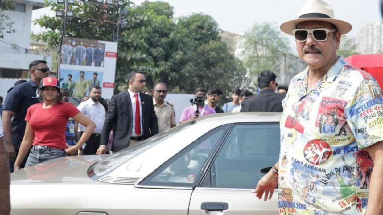 Former India captain Ravi Shastri flaunted his 1985 car at supercar meet in Mumbai share pics in social media