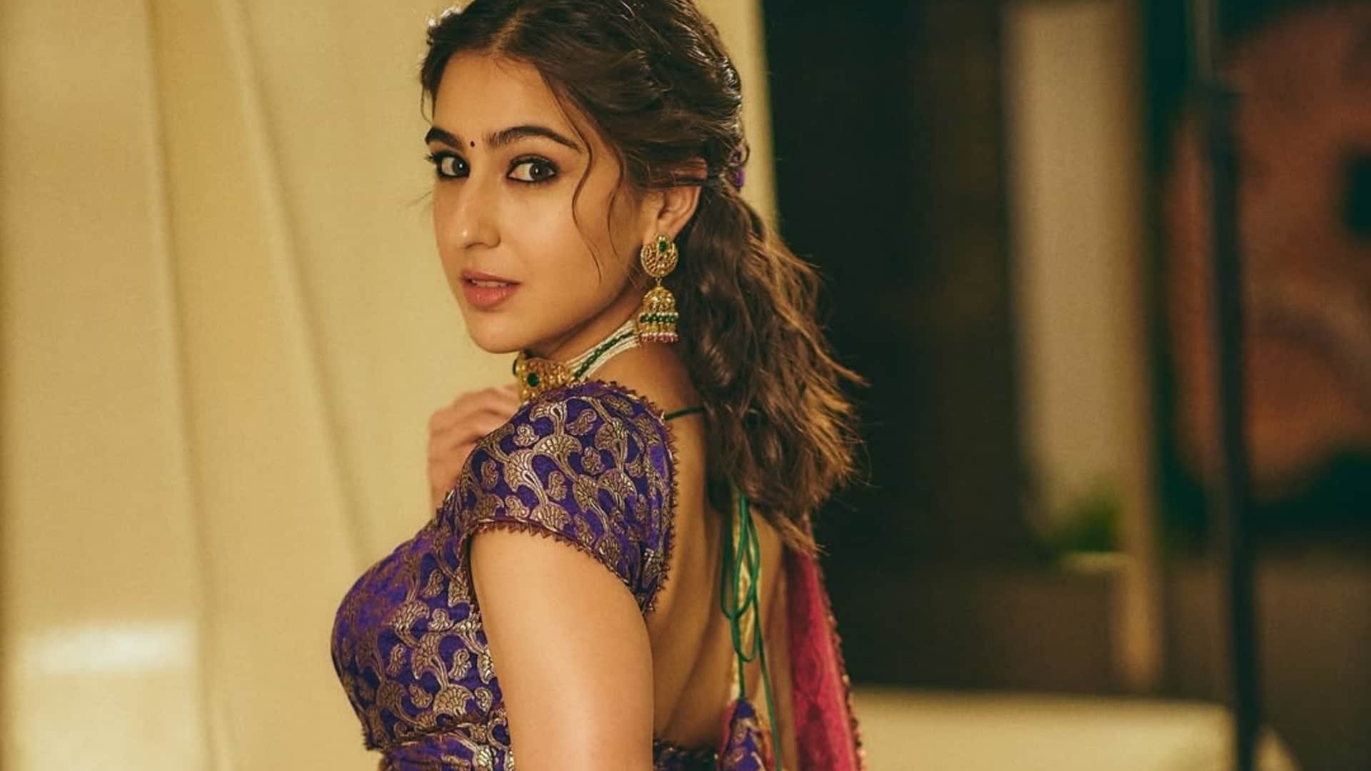 Metro In Dino Actress Sara Ali Khan Share Social Media Post Amid Film Promotion