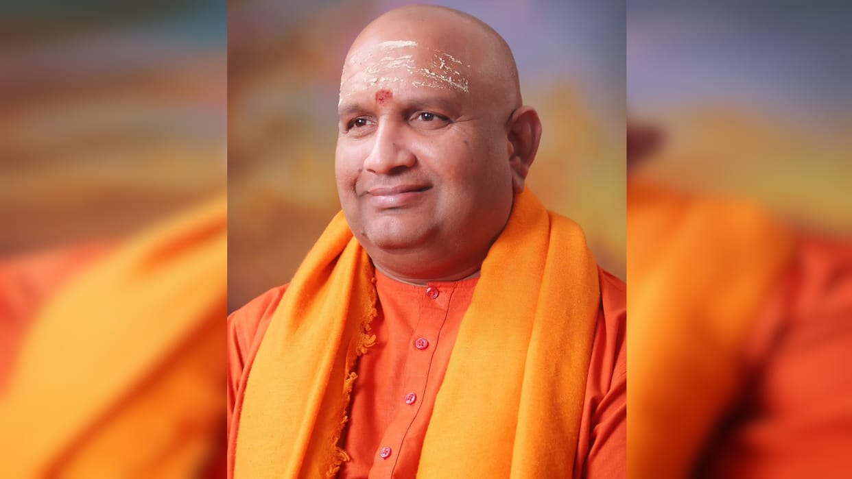 Maha Kumbh 2025 Shambhavi Peethadhishwar Swami Anand Swaroop said If India does not Hindu nation one day divid