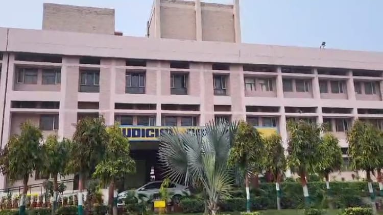 Fatehabad: दिव्यांग का सिर काटकर हत्या करने के मामले में भाई को सुनाई फांसी की सजा, मकान के विवाद का मामला