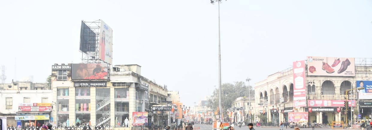 Hazratganj will look in same colour.