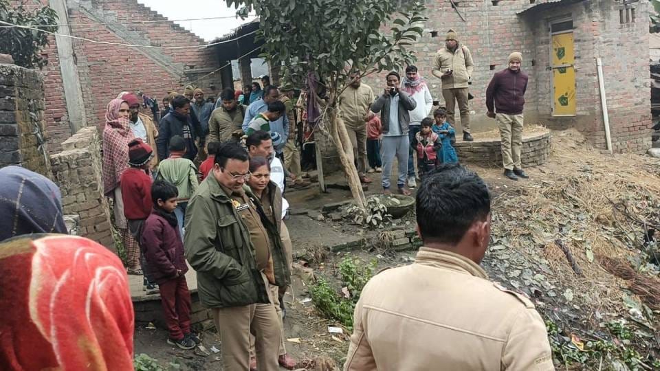body of missing girl was found in pond in Bahraich girl had gone missing while playing