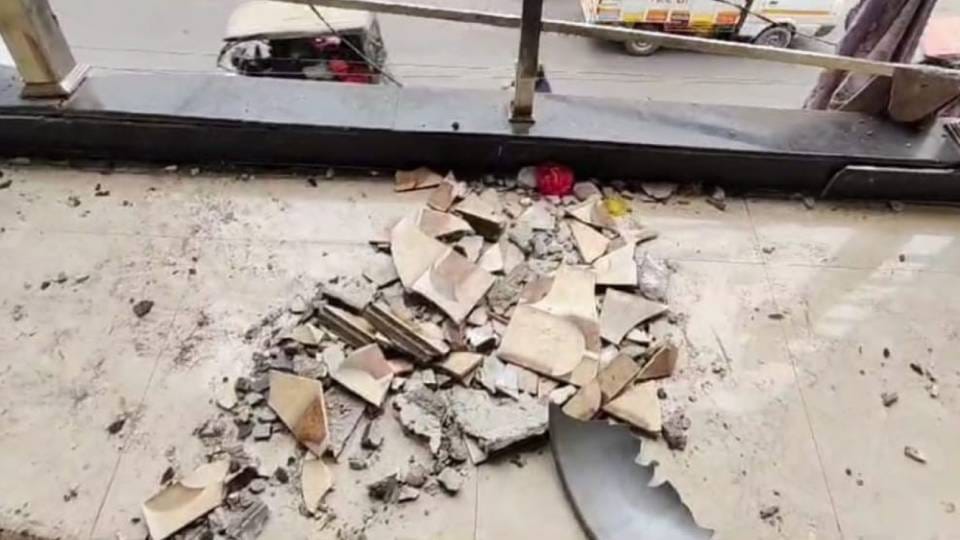 There was an explosion due to gas leakage in Bahraich woman got severely burnt