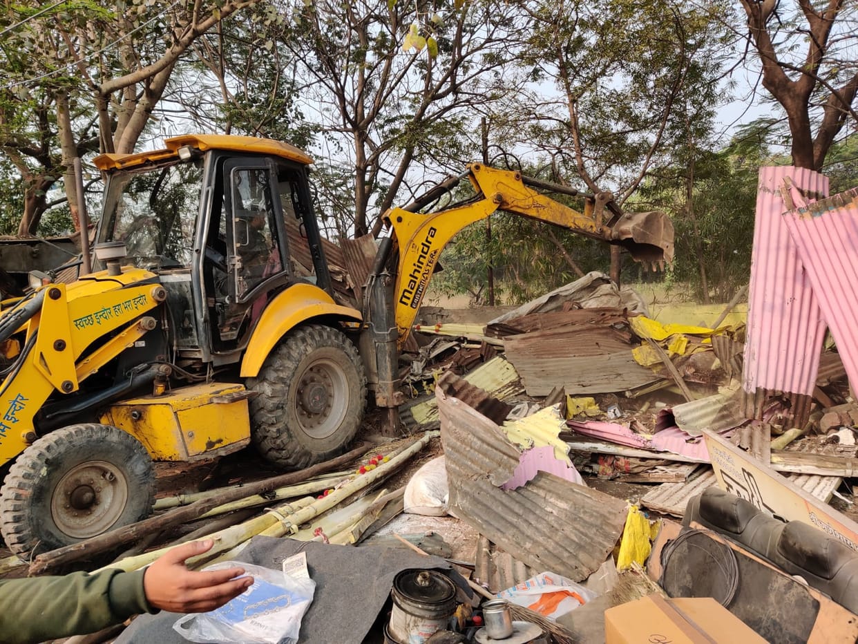 Indore News: More than 35 encroachments removed from Indore's MOG line area