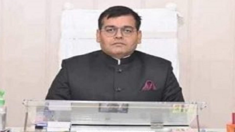 New DM Sanjeev Ranjan can take charge today