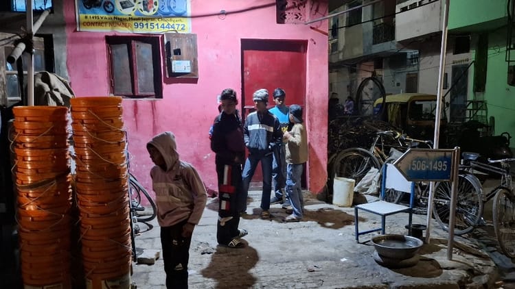 Two Children Got Burnt Due To Fire From Cylinder In Mauli Jagran Chandigarh – Amar Ujala Hindi News Live