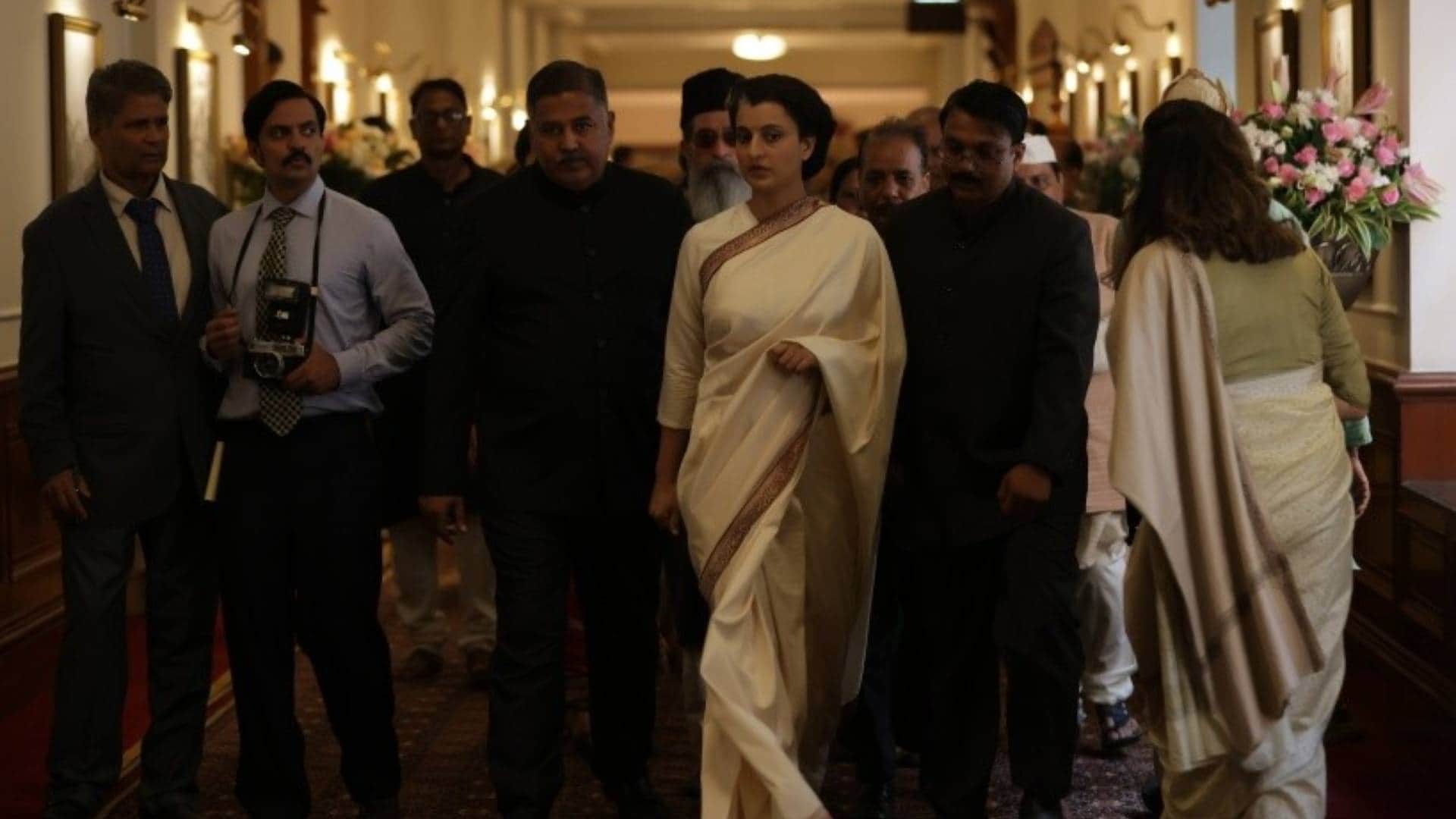 Emergency X Review Starring Kangana Ranaut Shreyas Talpade Satish Kaushik Anupam Kher Film