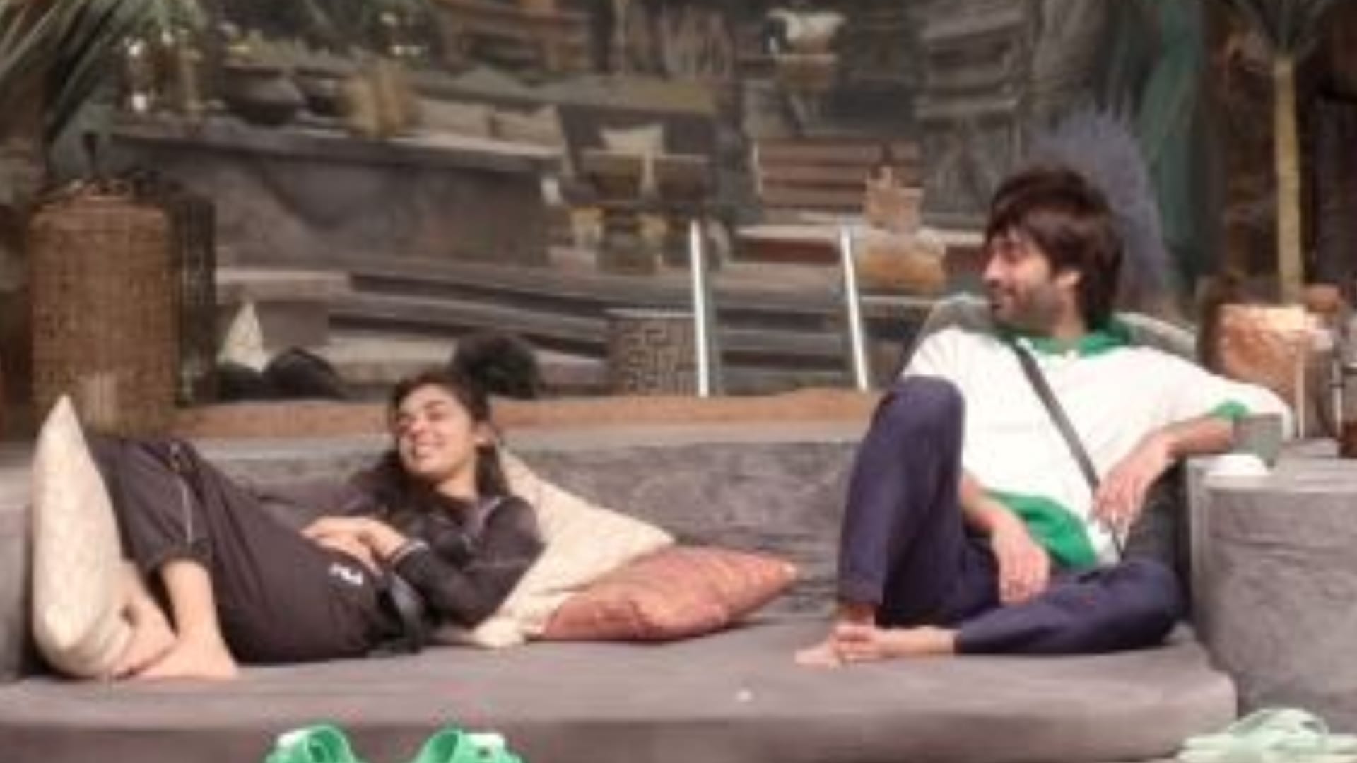Bigg Boss 18 PROMO Eisha Singh jokes on Vivian Dsena as mamaji who is salman khan show finalist chum darang?