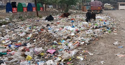 Kanpur 300 crore spent yet air quality remains poor broken roads open garbage dumps scored 183.2 out of 200