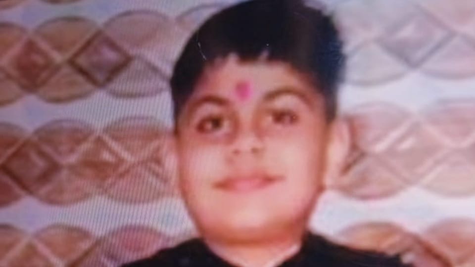 Teenager who take down cut kite died due to high voltage current in Kurukshetra