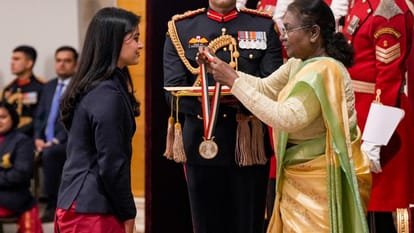 National Sports Awards 2025 Manu Bhaker, Gukesh, Harmanpreet Singh Praveen Kumar Awarded Khel Ratna Award