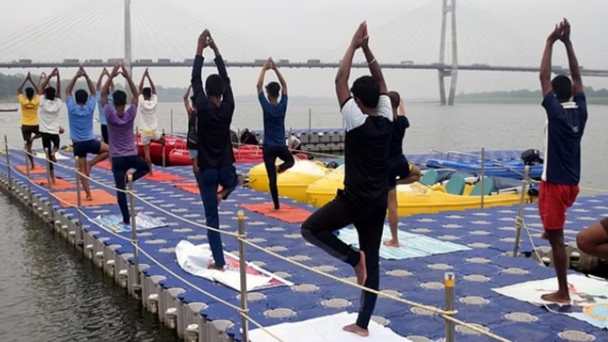 Yoga-meditation along with a dip of faith in Mahakumbh