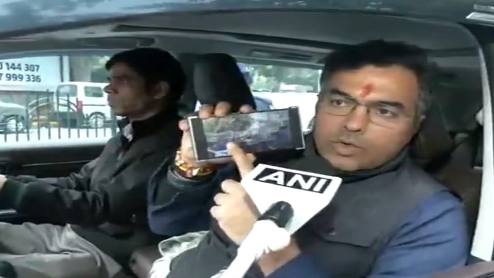 delhi assembly election Pravesh Verma clarification on attack on Kejriwal said Car ran over my workers one leg