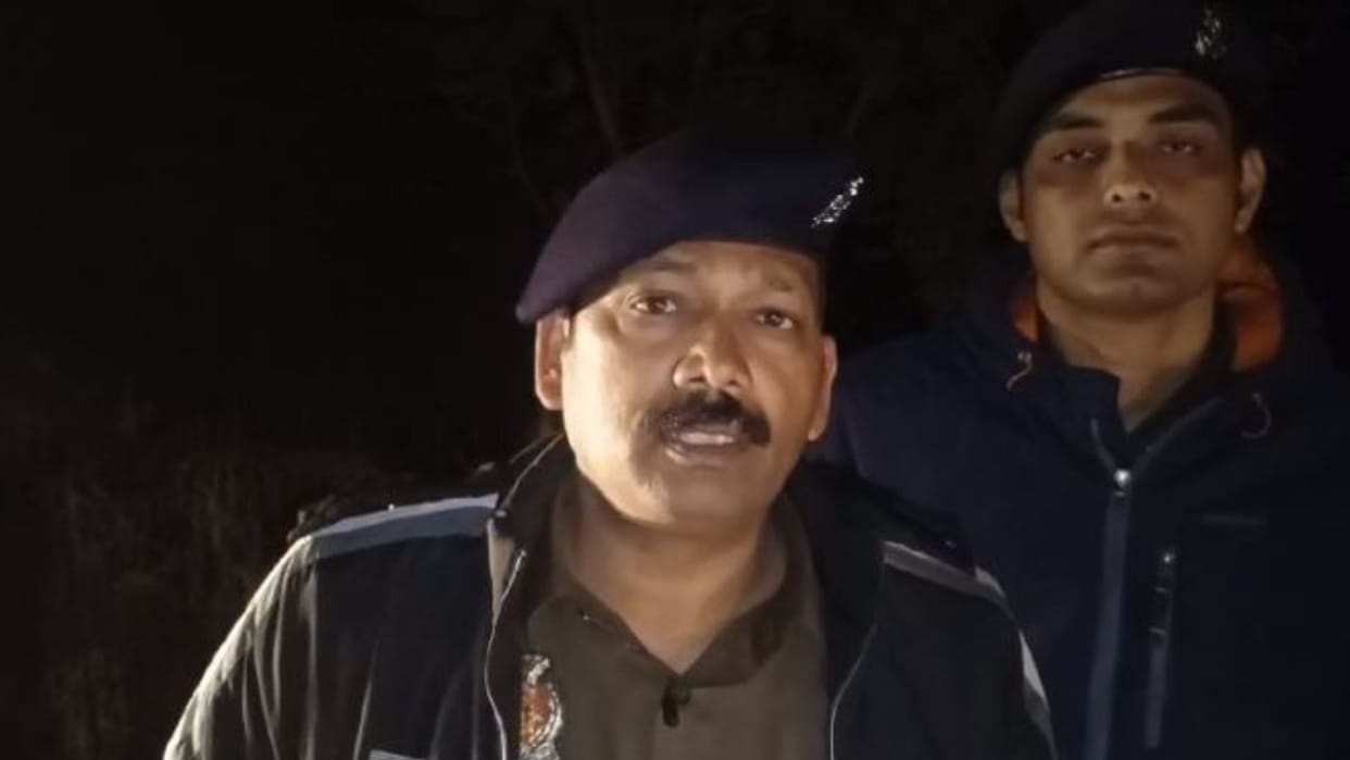dead body found forest of sonbhadra girl injury marks on head suspicion of murder