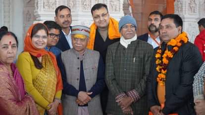 UP: Himachal Governor Shivpratap Shukla attended the court of Ramlala, Tirumala Chairman reached Ramnagari. Himachal Governor Shiv Pratap Shukla paid his obeisance Ram Lalla court Tirumala Chairman reached Ramnagari