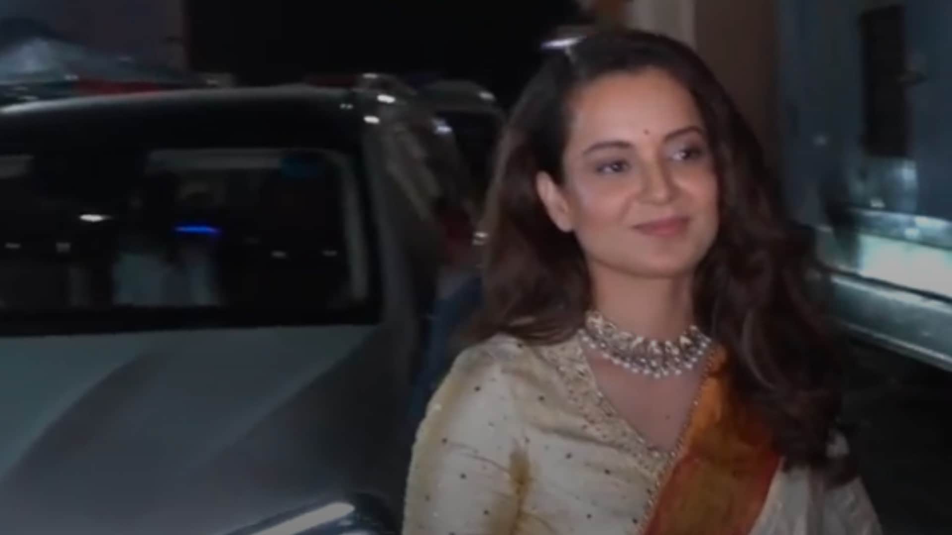 Sadhguru praised Kangana Ranaut Emergency said Youngsters should watch this film you will know about history