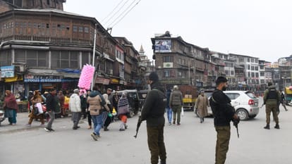 लालचौक पर सुरक्षाबल