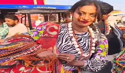 Monalisa went viral, had to leave Mahakumbh, father sent her back to Madhya Pradesh