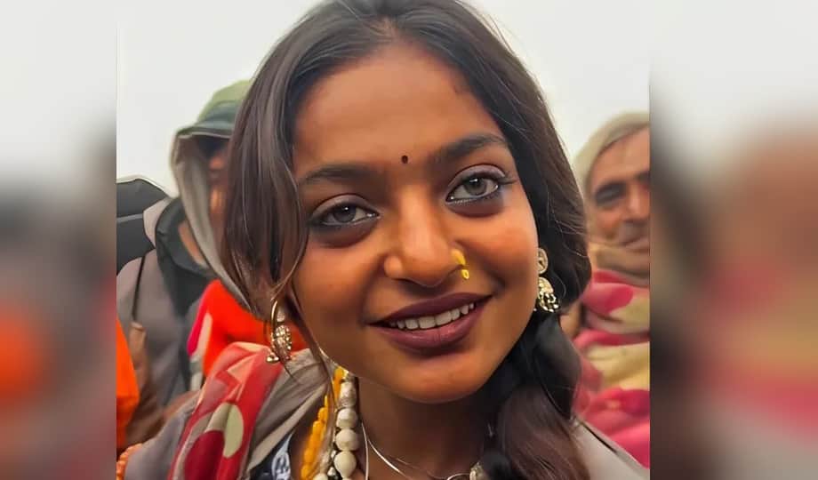 Viral Monalisa: Monalisa with beautiful eyes is not from Indore but from Maheshwar