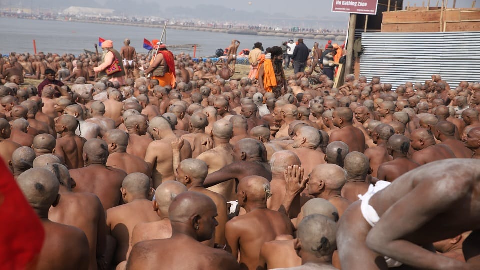 Mahakumabh 2025 more than 1500 Naga ascetics initiated in Juna Akhara