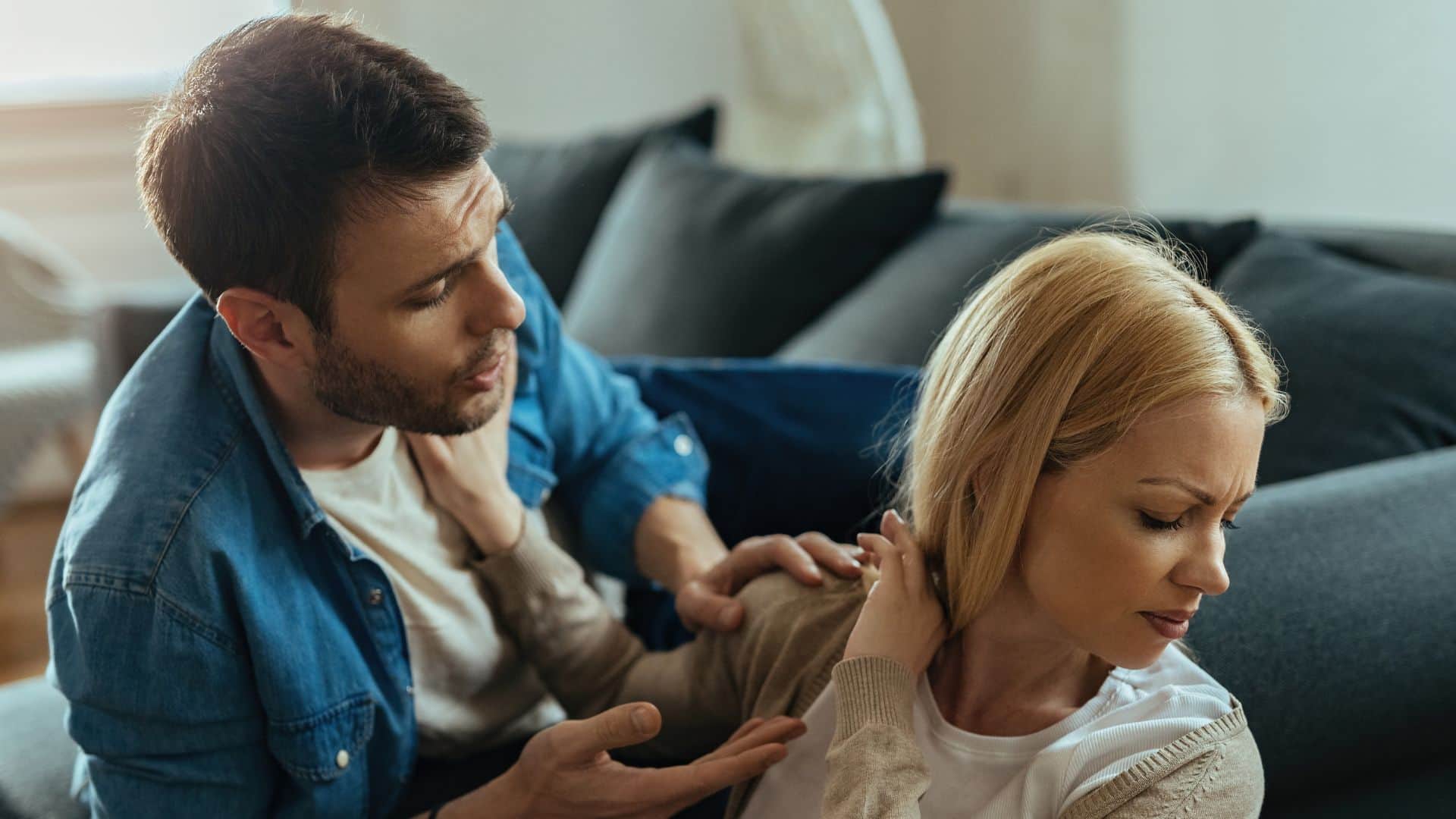 Relationship Advice partner dominance issues Toxic Relationship Sign in Hindi