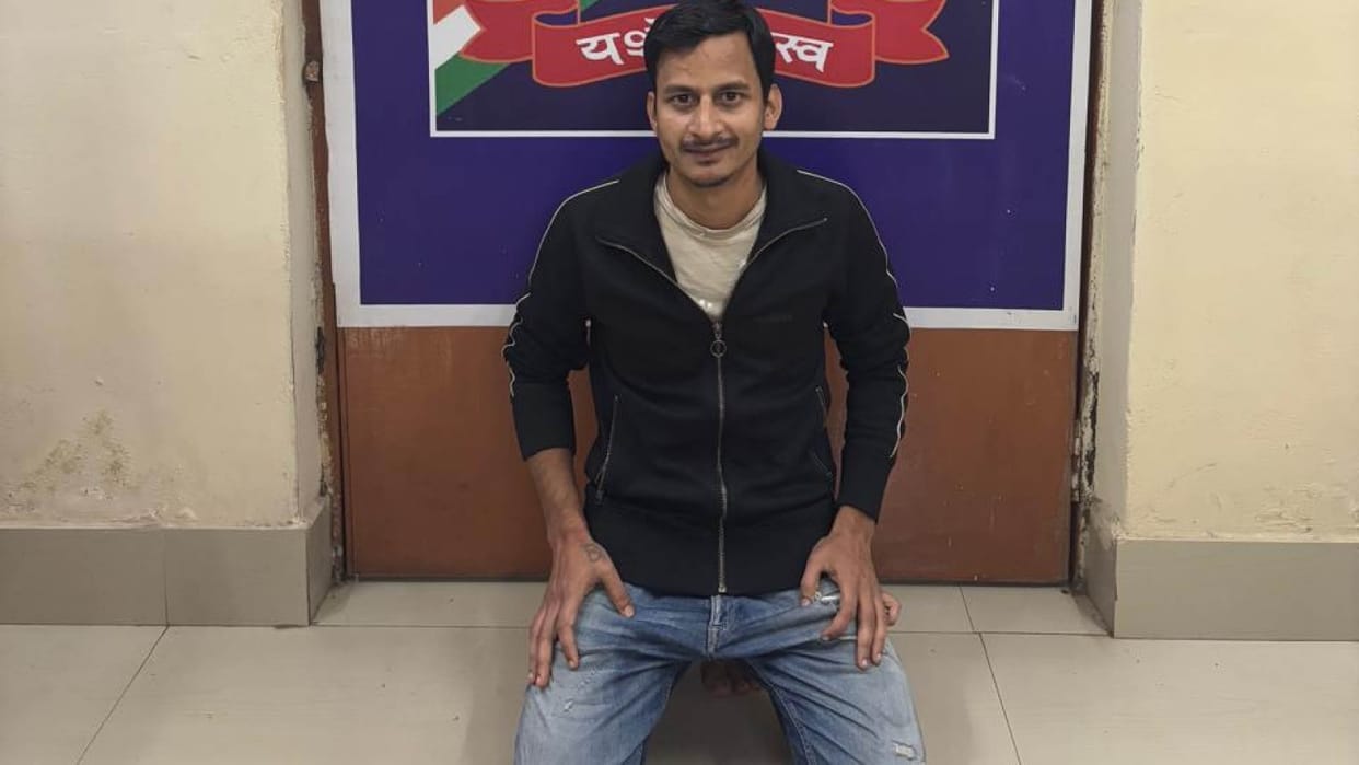 Saif Ali Khan Attack Case Suspect Detained From Durg Interrogation Continues News in Hindi