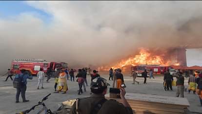 Maha Kumbh Fire News: Cylinder Blast in Prayagraj Mahakumbh  Mela Sector 19, Fire Tendors Reached Spot