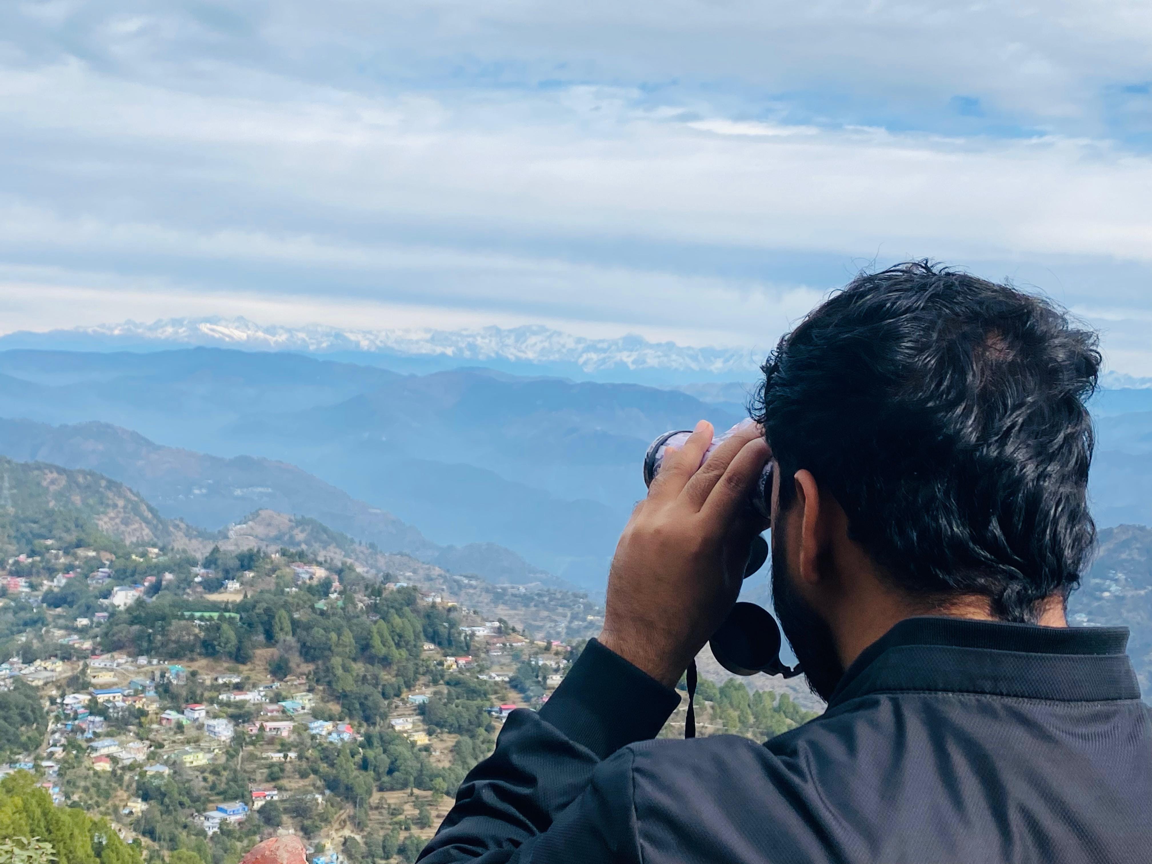 Kotdwar Tourist Crowd to See Snow-capped peaks of  Himalayas in Lansdowne