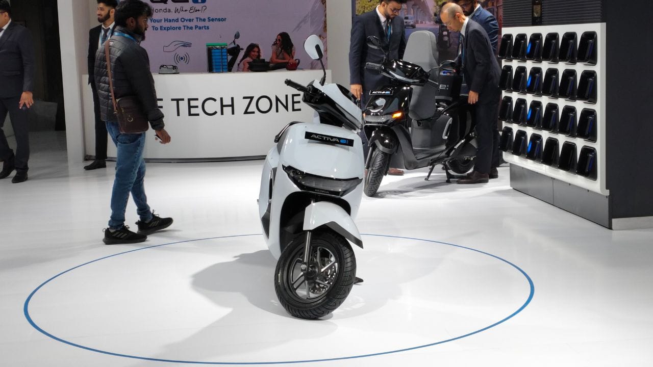 Electric Scooter Launched In Auto Expo 2025 Honda Activa e Suzuki eAccess River Indie