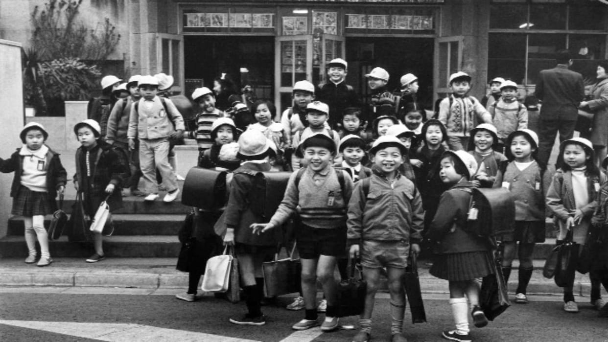 Japan children and magic Learning of self dependence spirit of cooperation humility know big impact things