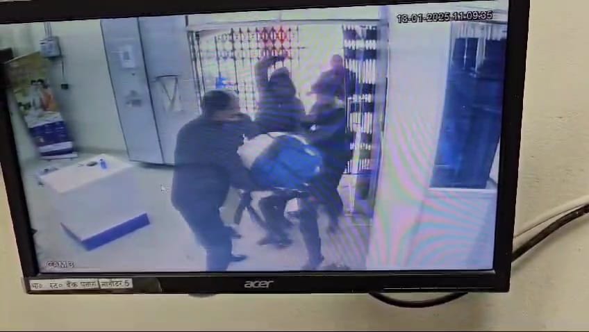 Up Crime News Student Turns Robber For Girlfriend Police Interrogation Reveals Key Details
