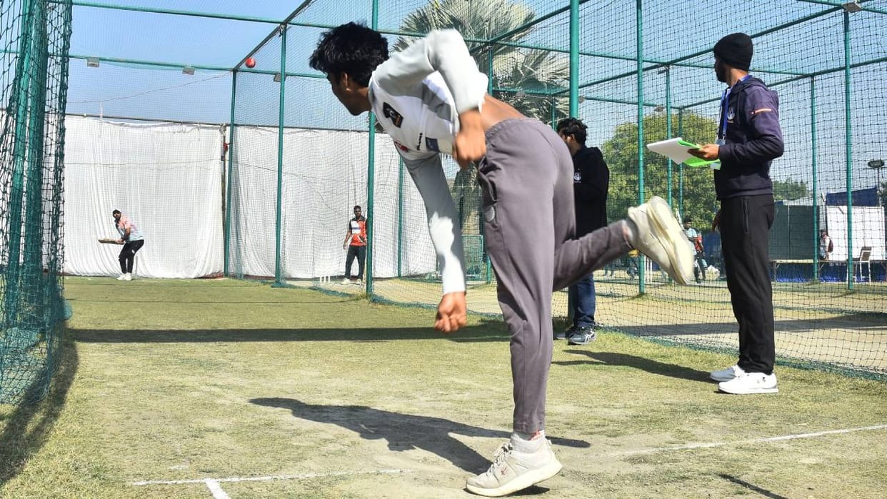 Cricketers showed their strength in trials of LLC 10-10 in Lucknow