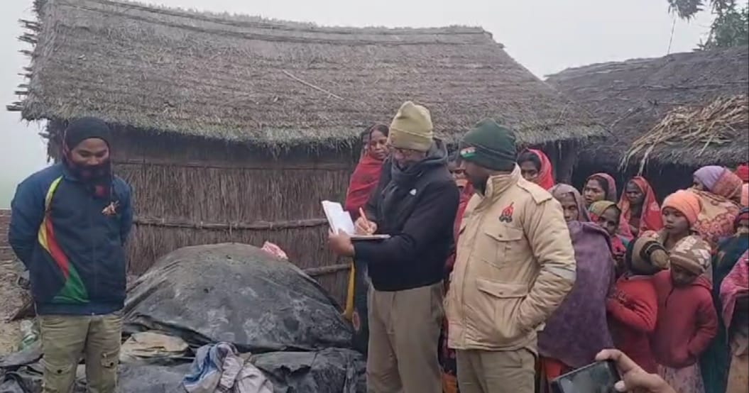 Bahraich: Tiger chewed alive a farmer who had gone to see the crop, family members brought the half-complete b