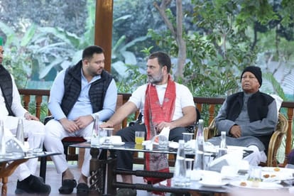 Bihar News : Bihar Election 2025 tejashwi yadav bihar caste census issue sideline by rahul gandhi