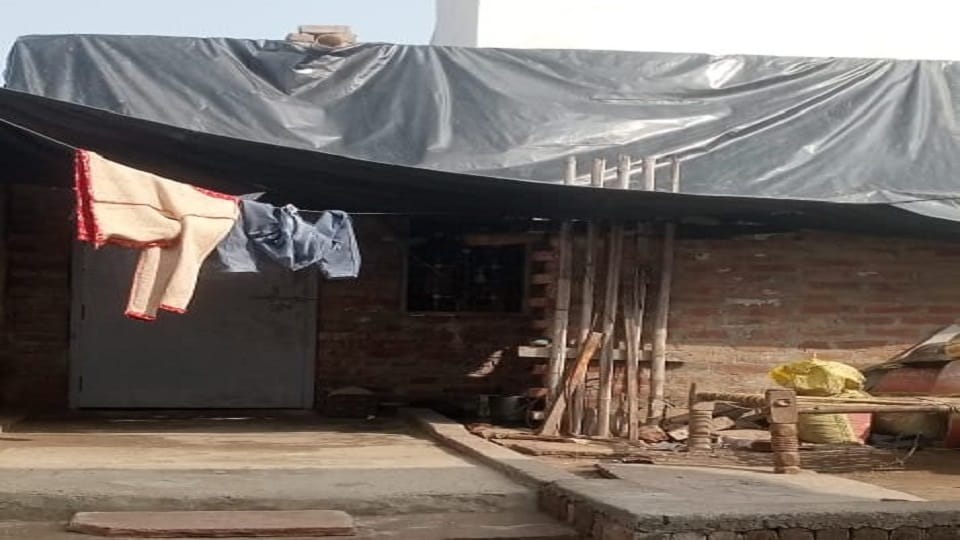 condition of PM Housing Scheme in Hathras
