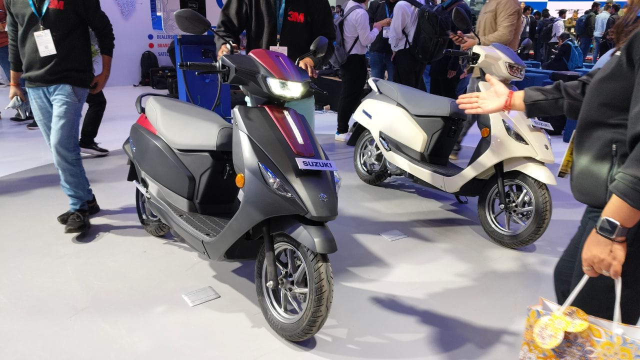 Electric Scooter Launched In Auto Expo 2025 Honda Activa e Suzuki eAccess River Indie