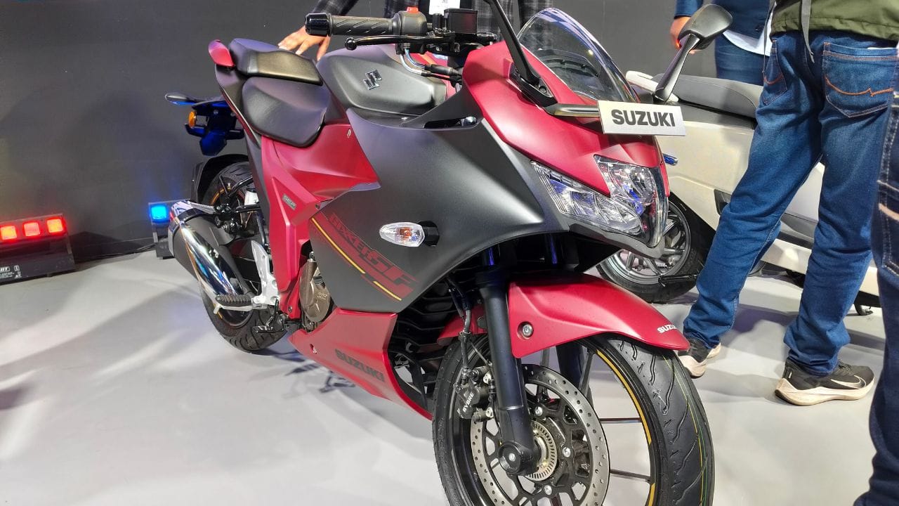 Two Wheelers Launched In Auto Expo 2025 Bharat Mandapam Hero Xoom 160 Suzuki Gizzer Flex Fuel Ampere Xyber
