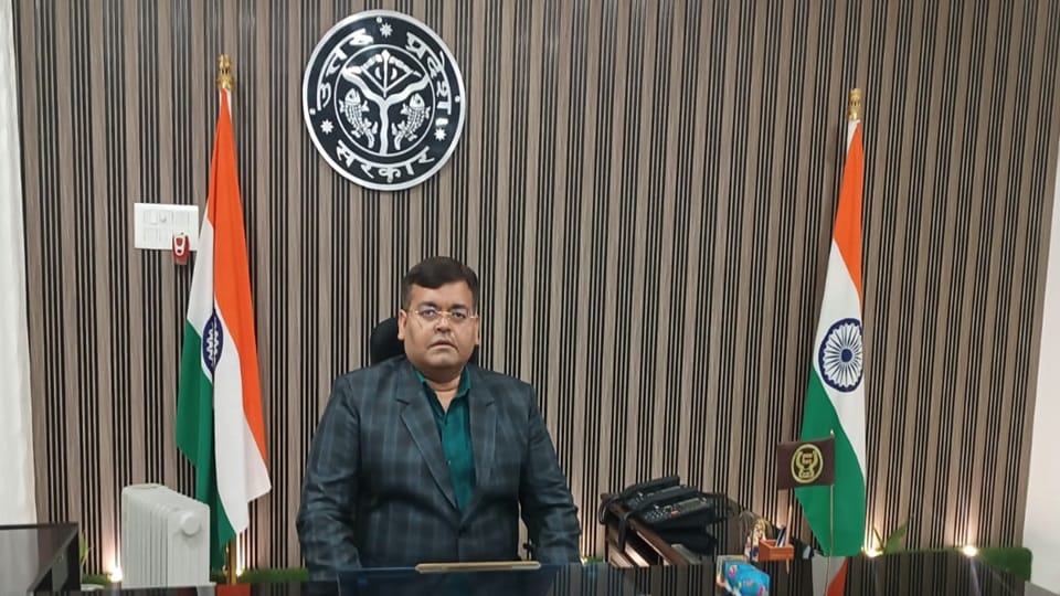 IAS Sanjeev Ranjan took charge as Aligarh District Magistrate