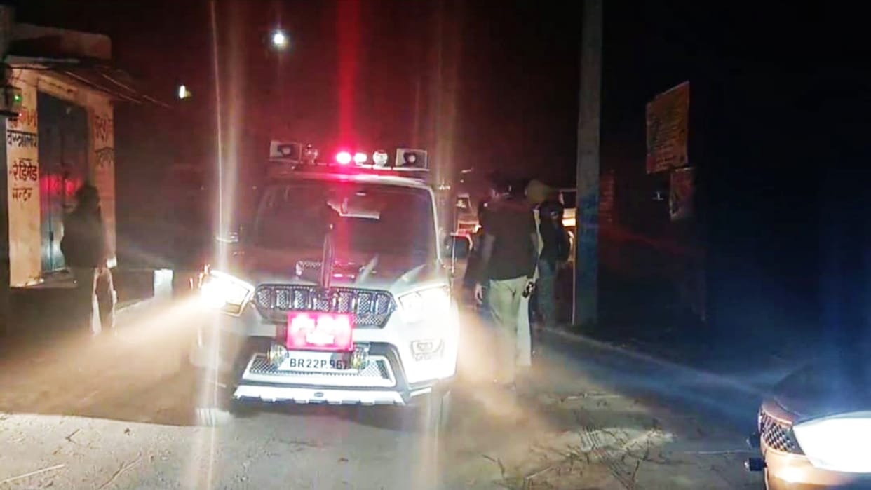 Bettiah Hooch Tragedy: DM-SP alert on six suspicious deaths, investigation team formed, medical team deployed