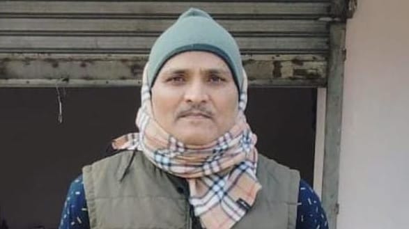 Bihar News In Muzaffarpur Bank Manager Dies in Road Accident, Daughter and Wife Injured Truck Hits Bike,
