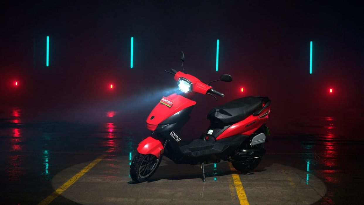 Ferrato Defy 22 Electric Scooter Launched at Bharat Mobility Global Expo 2025 Know Price Range Features Detail