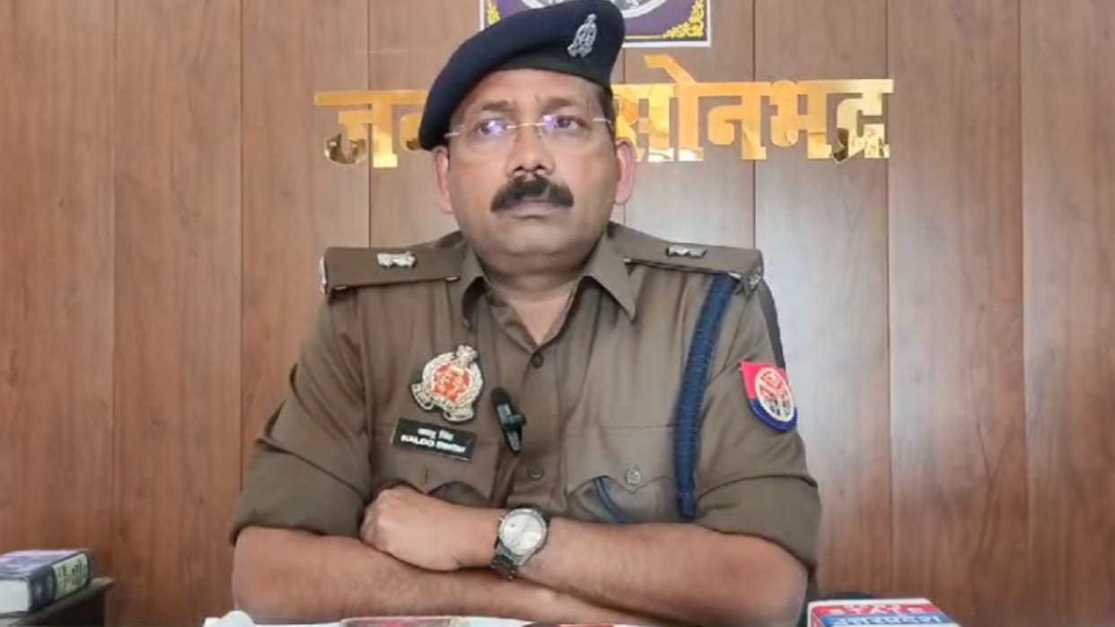 Two thieves arrested for stealing submersible pumps from villages in sonbhadra