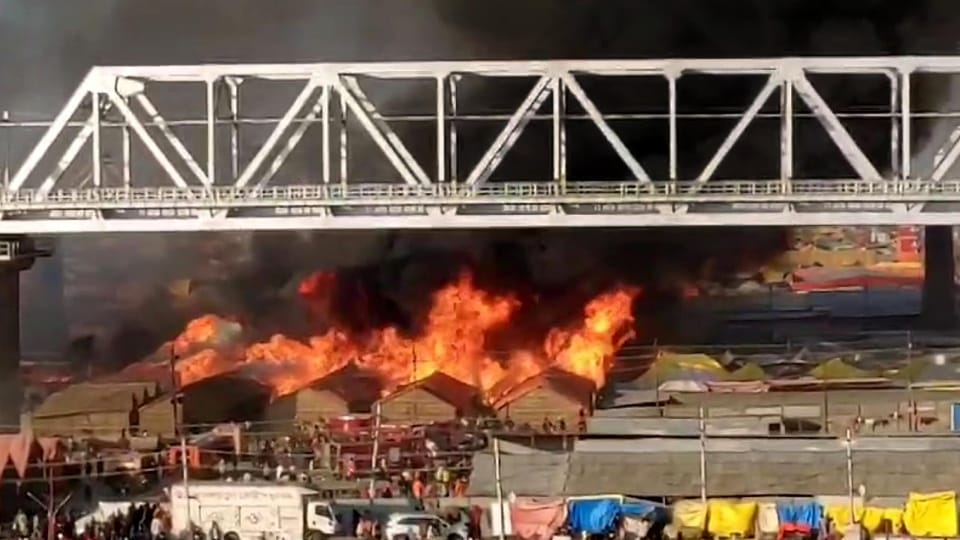 Fire broke out at 185 places during Mahakumbh, 24 incidents were horrific
