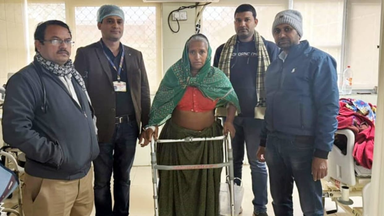 Kekri News Complex operation of long stem total hip replacement done in government hospital got new life