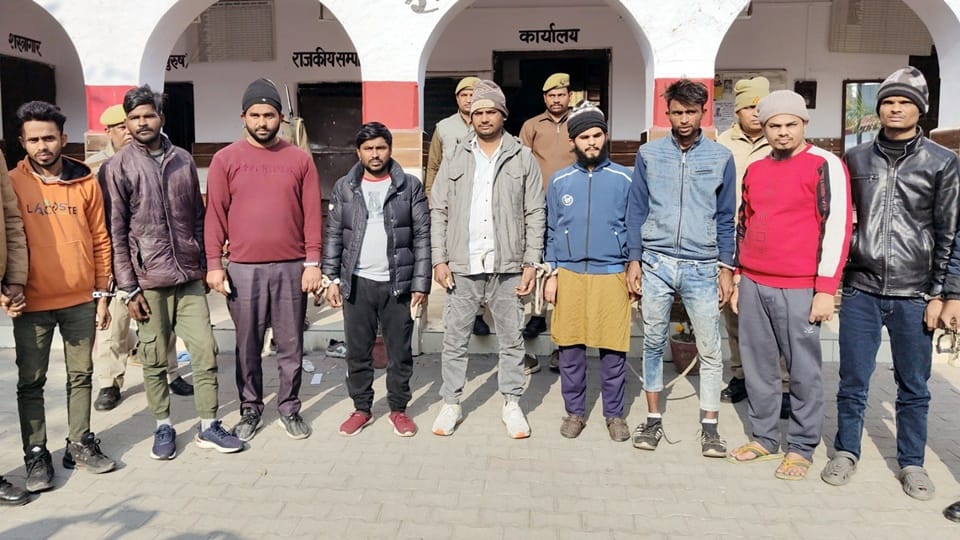 Sambhal violence Big reveal Green signal from leaders kill policemen Arrested Mullah Afroz made reveal