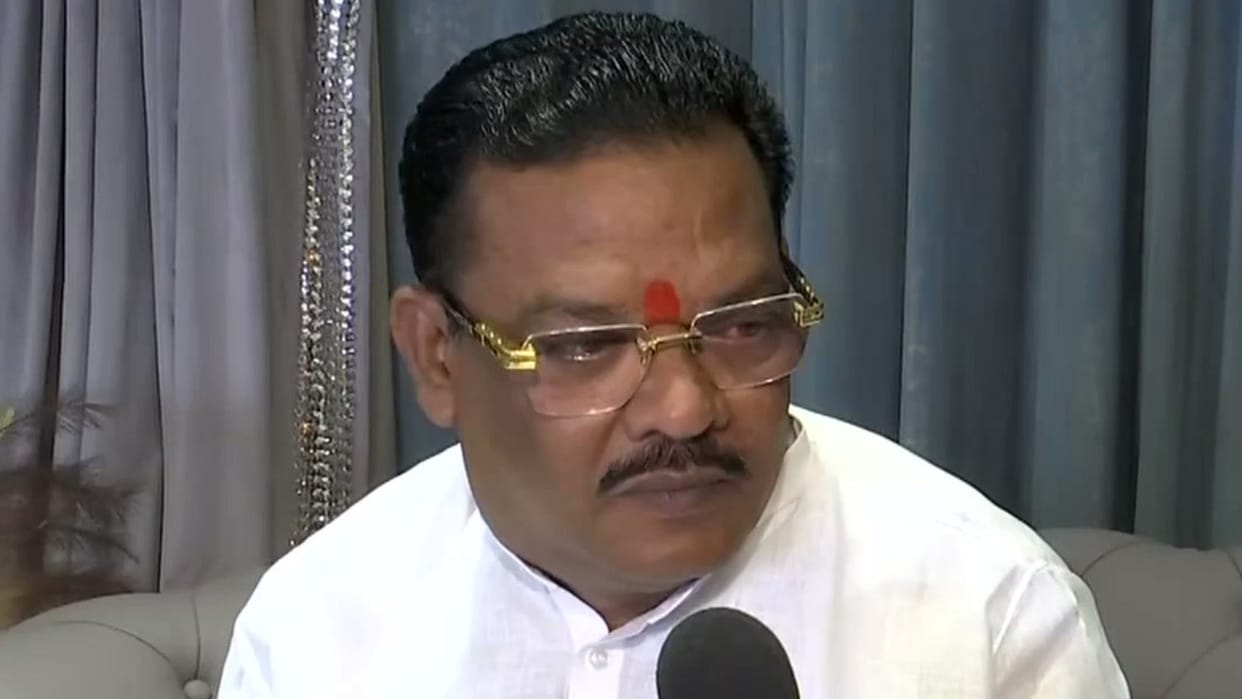 Oppn party needs required numbers in House to get LoP post; Uddhav should know this: Minister