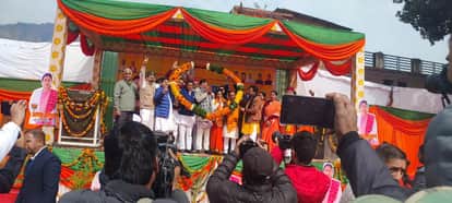 श्रीनगर में सीएम धामी